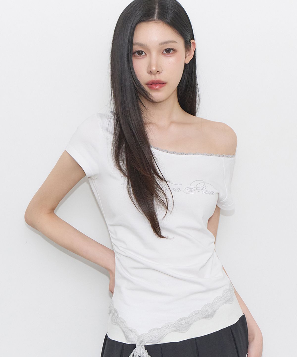 ILLIGO 蕾絲單肩縮褶上衣 白色 26SMTOP12WH