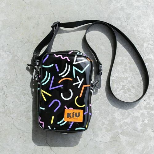 HKHG0424-041 Kiu - PVC防水斜孭袋_Geometry Black (K336-205) (A41)