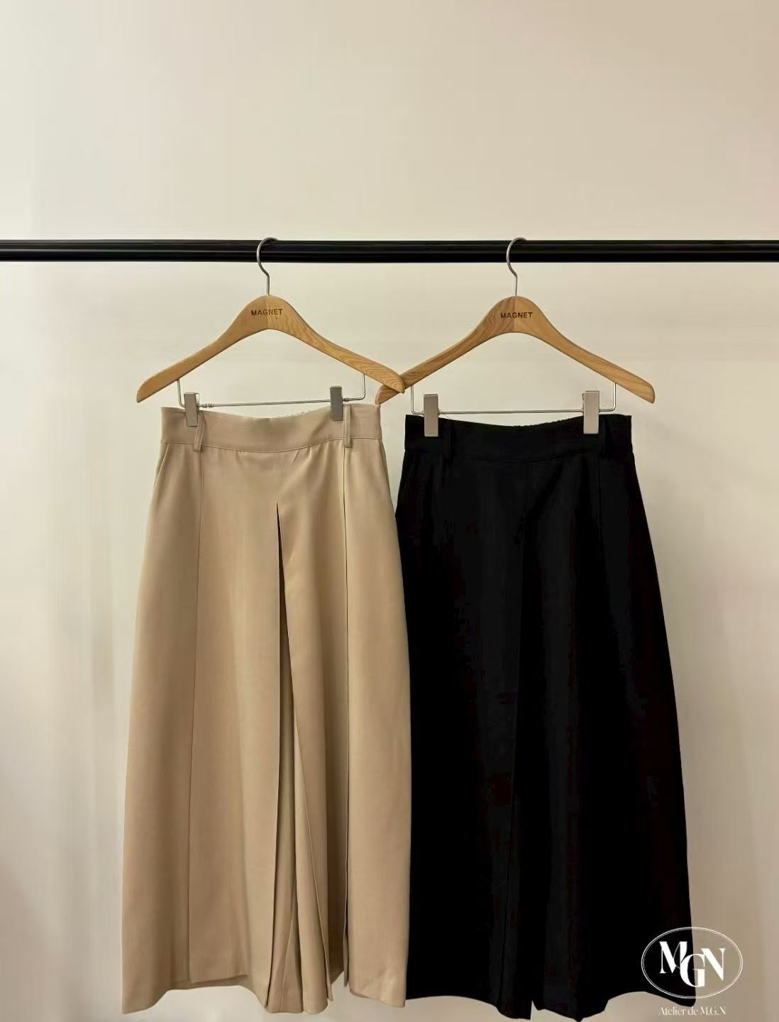 MN6135 後橡筋高腰壓褶休閑褲