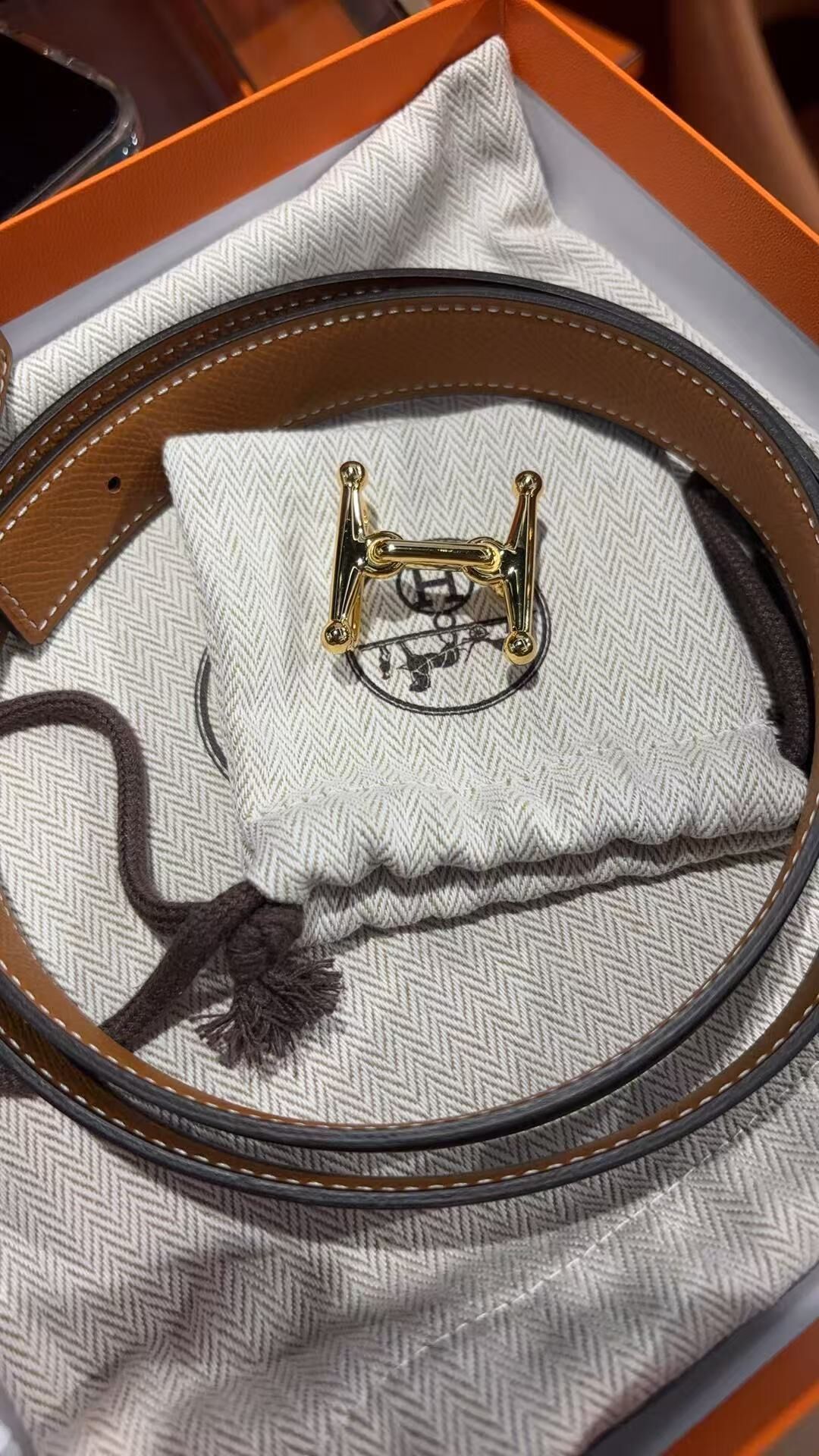 HE142 雙面女士皮帶-M