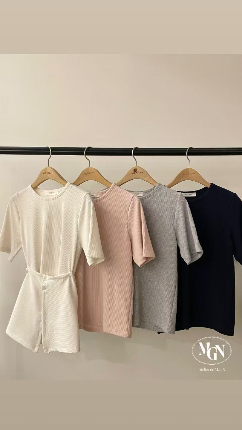 MN6137 設計感可拆拼接收腰暗坑紋Tee