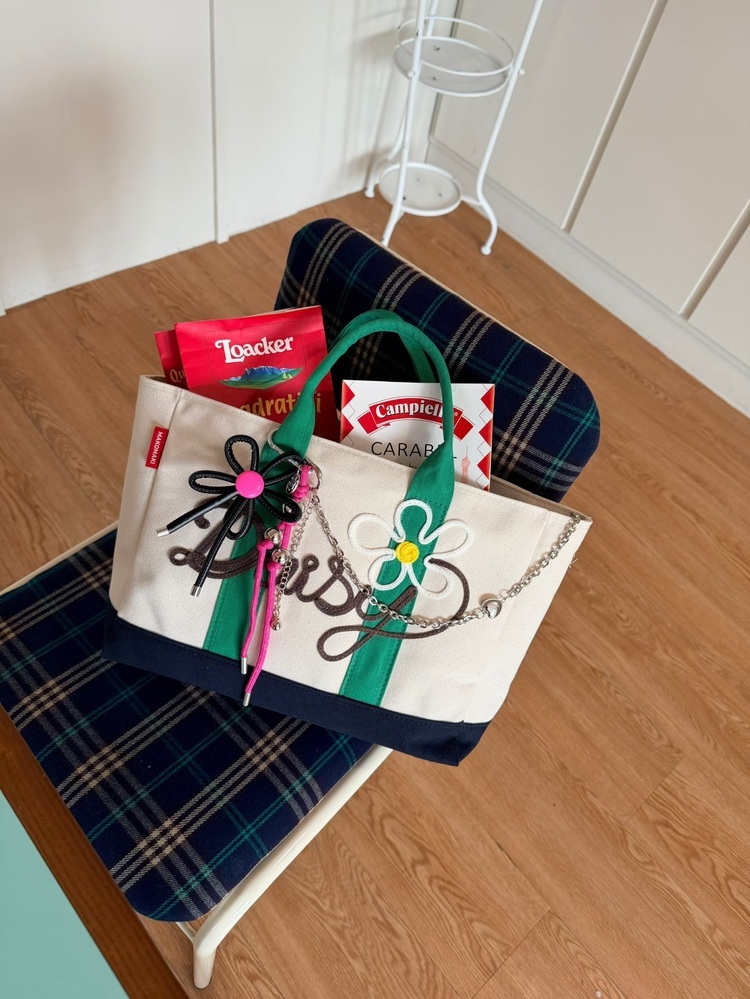 【現貨+預購】電繡草寫英字花朵帆布肩背+手提包『預購時間7-14天』