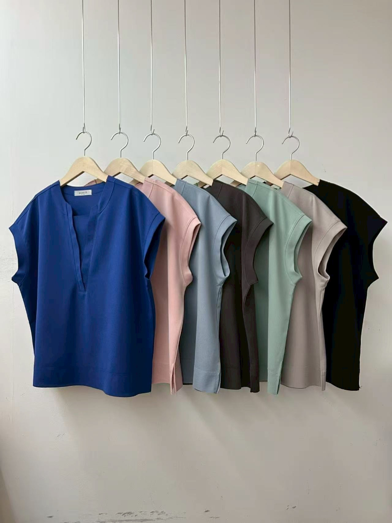 夏天穿也舒適★輕盈雪紡氣質上衣