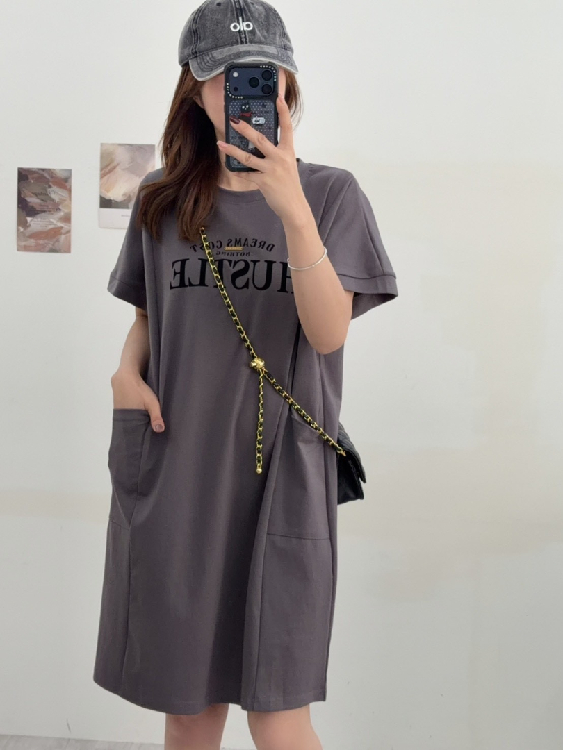 顯瘦遮肉寬鬆字母口袋款★一件搞定夏日穿搭洋裝