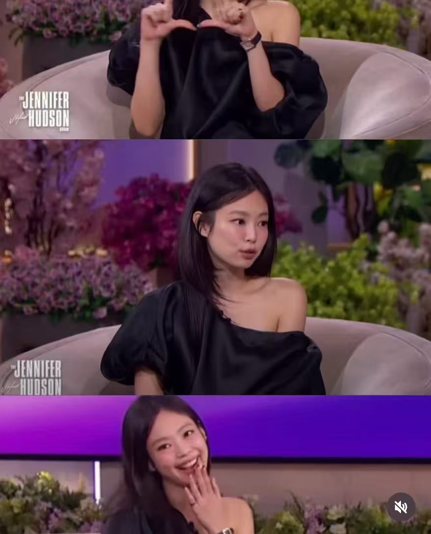 DV6124 Jennie同款!!小露肩燈籠袖光澤上衣