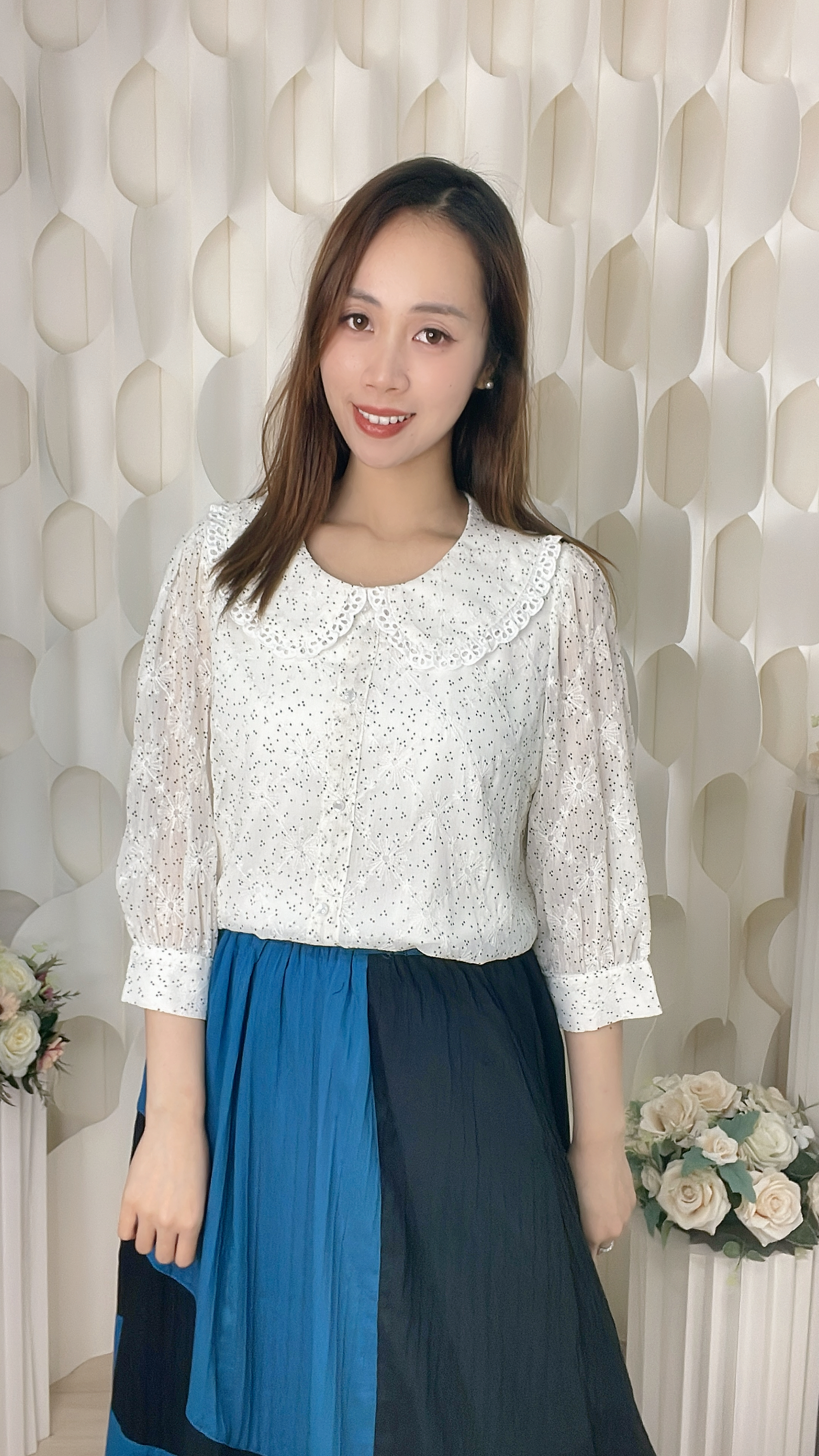 雪紡刺綉通花ruffle上衣（胸42 腰44 長21吋）36969 #2304clo