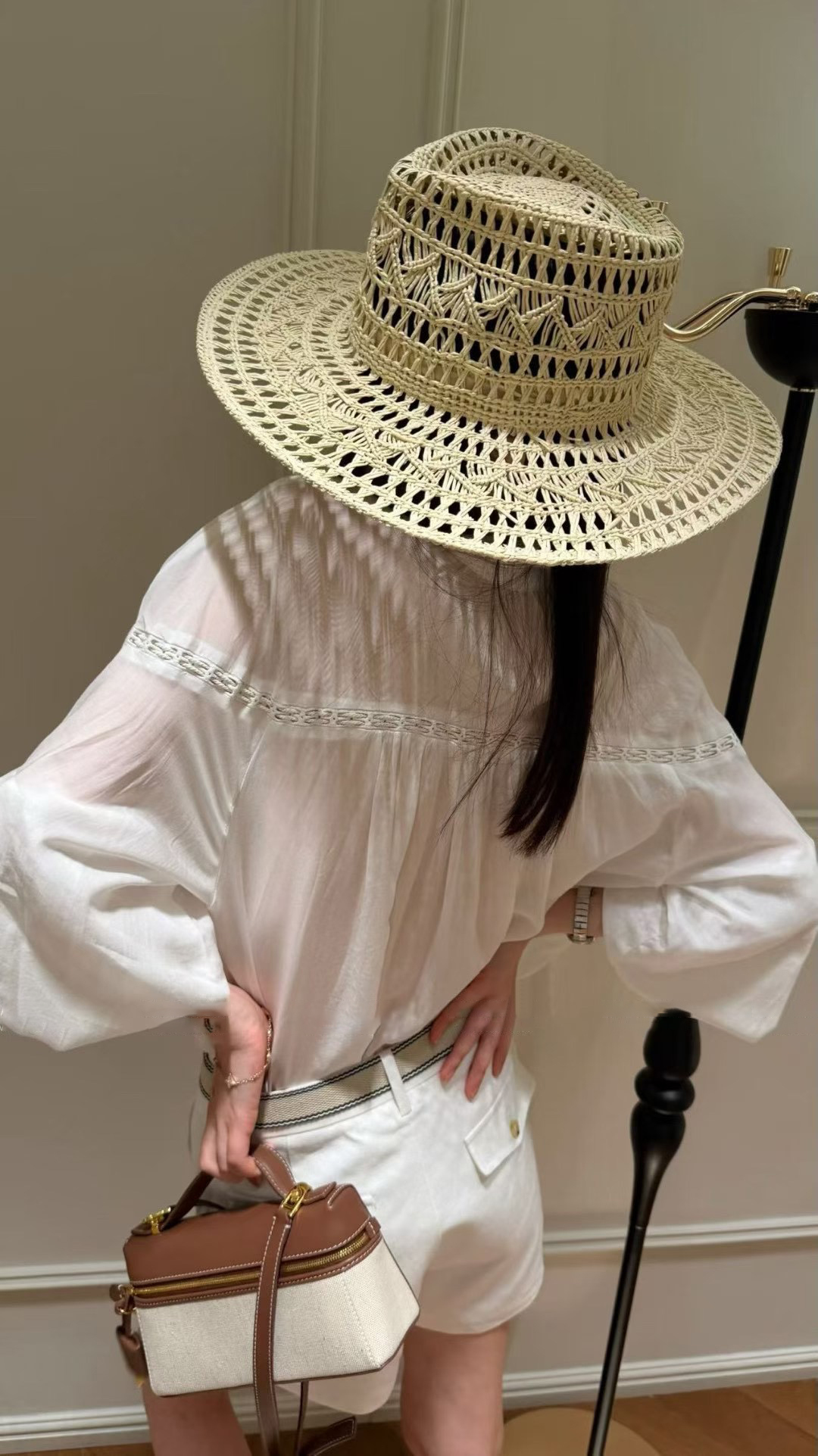 蕾絲滾邊織帶造型翻領排釦落肩上衣-F / 3色 (Elegant & Love)