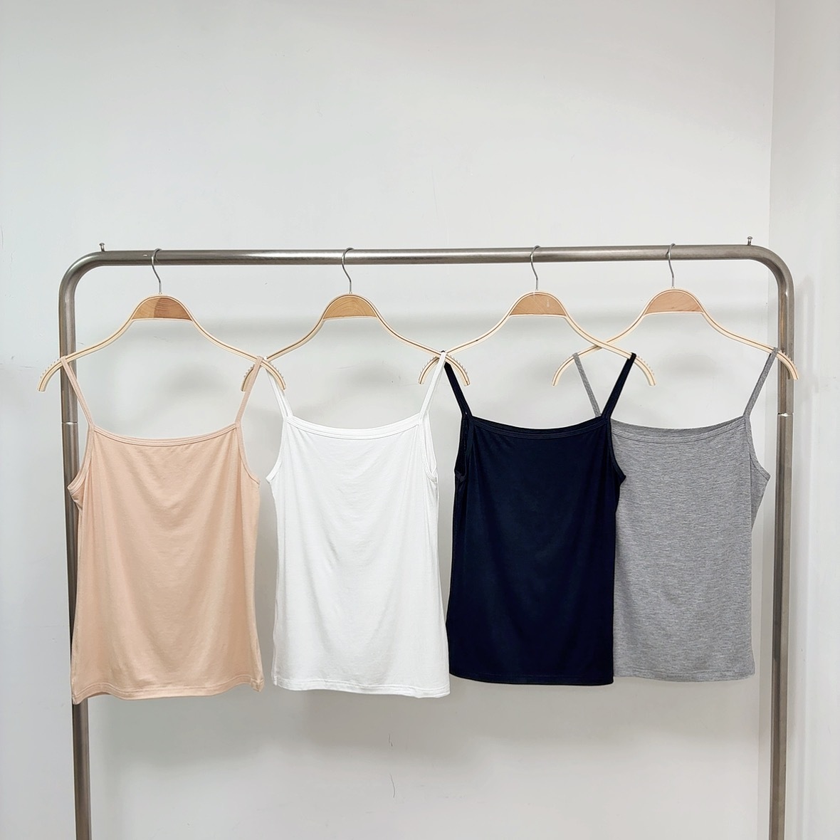 ⭐️⭐️【預訂】第N團～812 薄棉彈性吊帶打底衫-2件裝 (E79-E82)