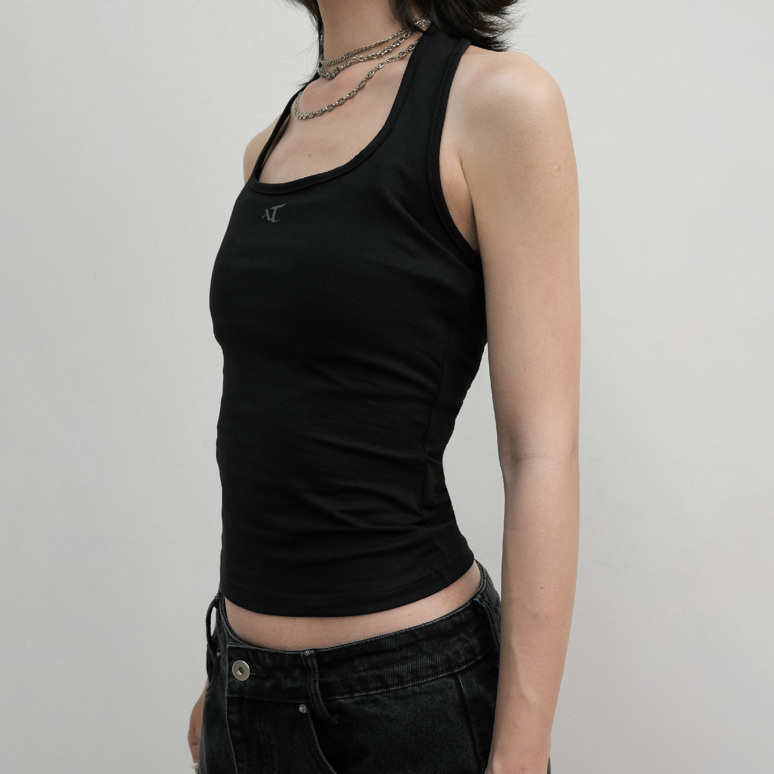 Anonymous Talking Halter Top WMS 女裝彈性背心