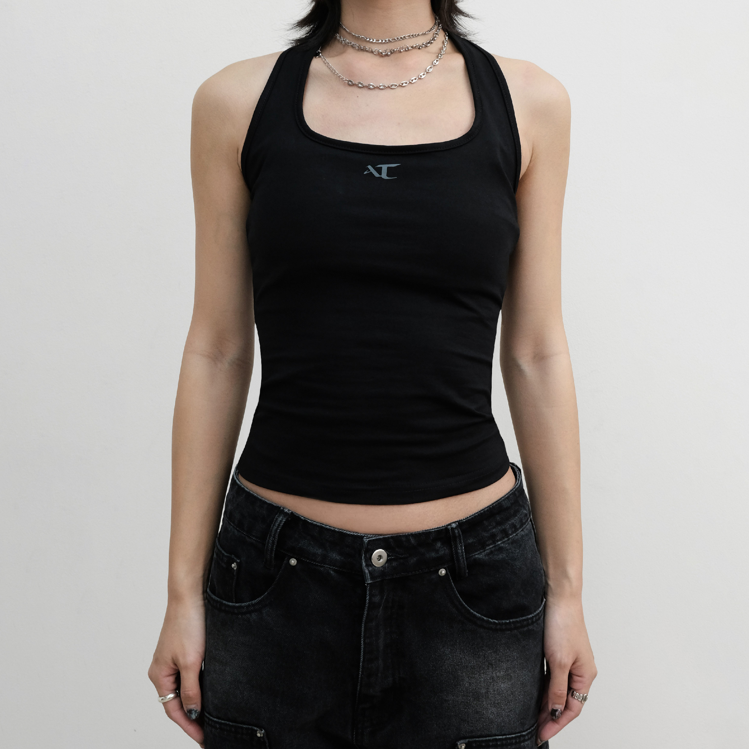 Anonymous Talking Halter Top WMS 女裝彈性背心