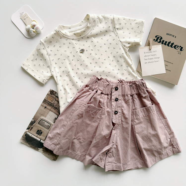 小碎花甜美上衣