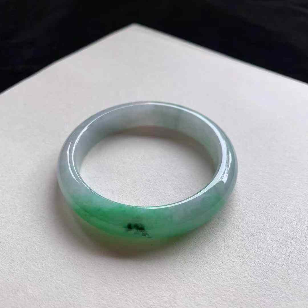 陽綠翡翠正圈手鐲,天然翡翠A玉, 緬甸玉, Jade, Jadeite