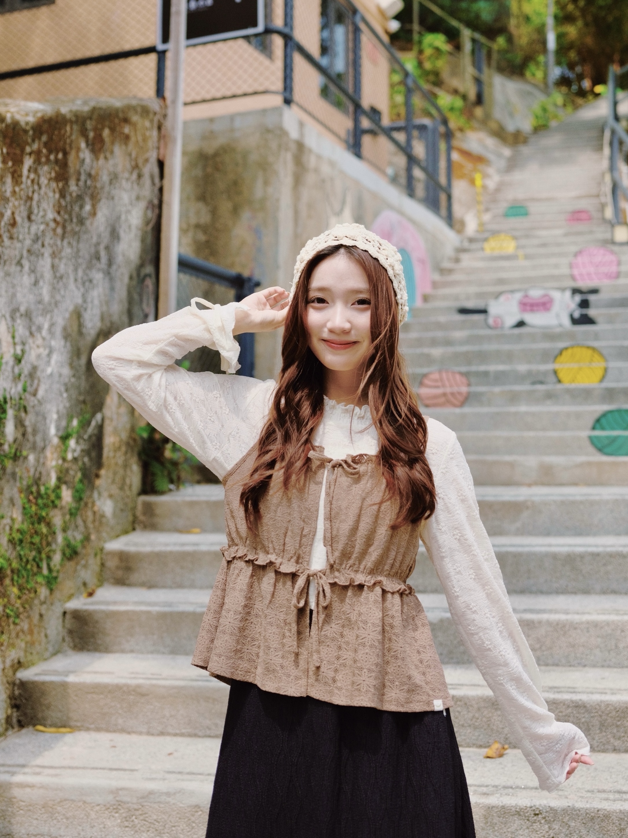 三色 / 鏤空花樣蝴蝶結馬甲 / Eyelet Lace Bow-Detail Camisole