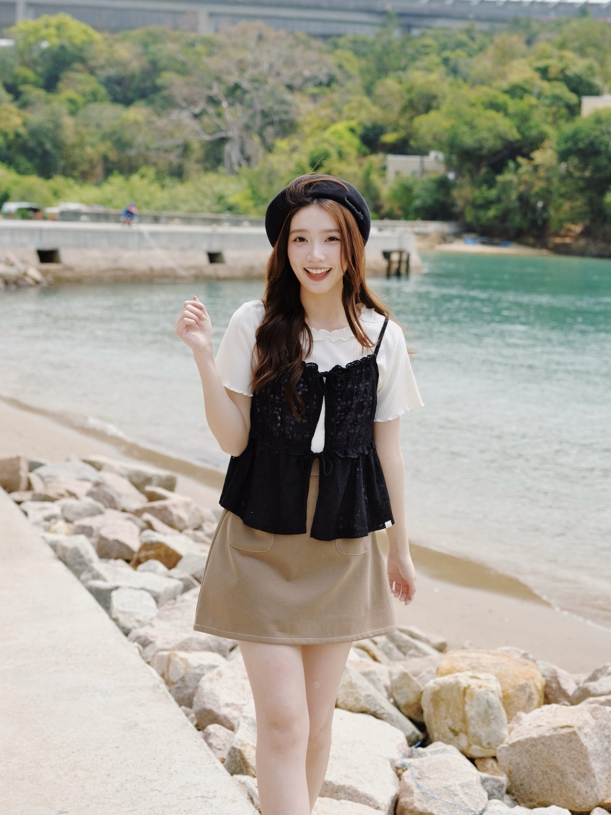 三色 / 鏤空花樣蝴蝶結馬甲 / Eyelet Lace Bow-Detail Camisole
