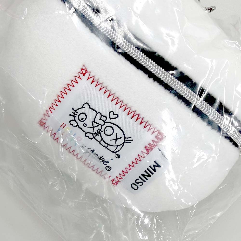 HELLO KITTY X ANDRE SARAIVA系列 大頭零錢包 紅蝴蝶結 掛飾 HR14894-A-10 [台灣現貨]