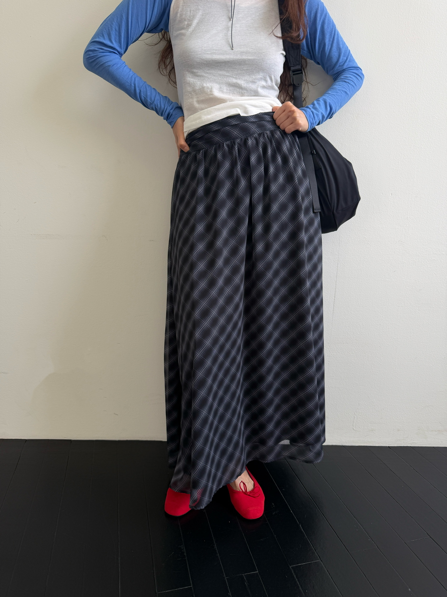 Checked chiffon long skirt