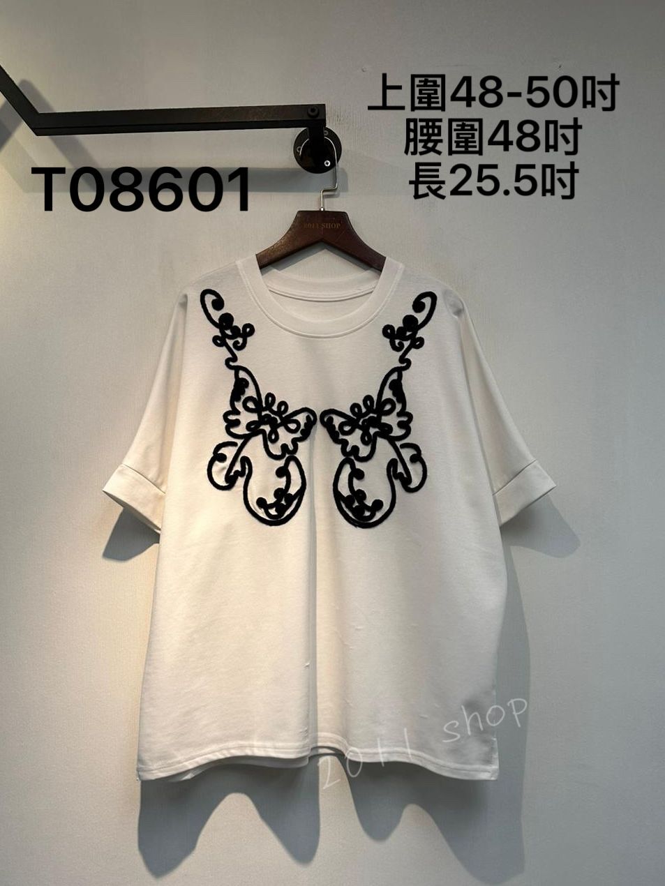 立體蝴蝶繩刺繡設計TOP  上圍48-50吋 腰圍48吋 長25.5吋  T08601