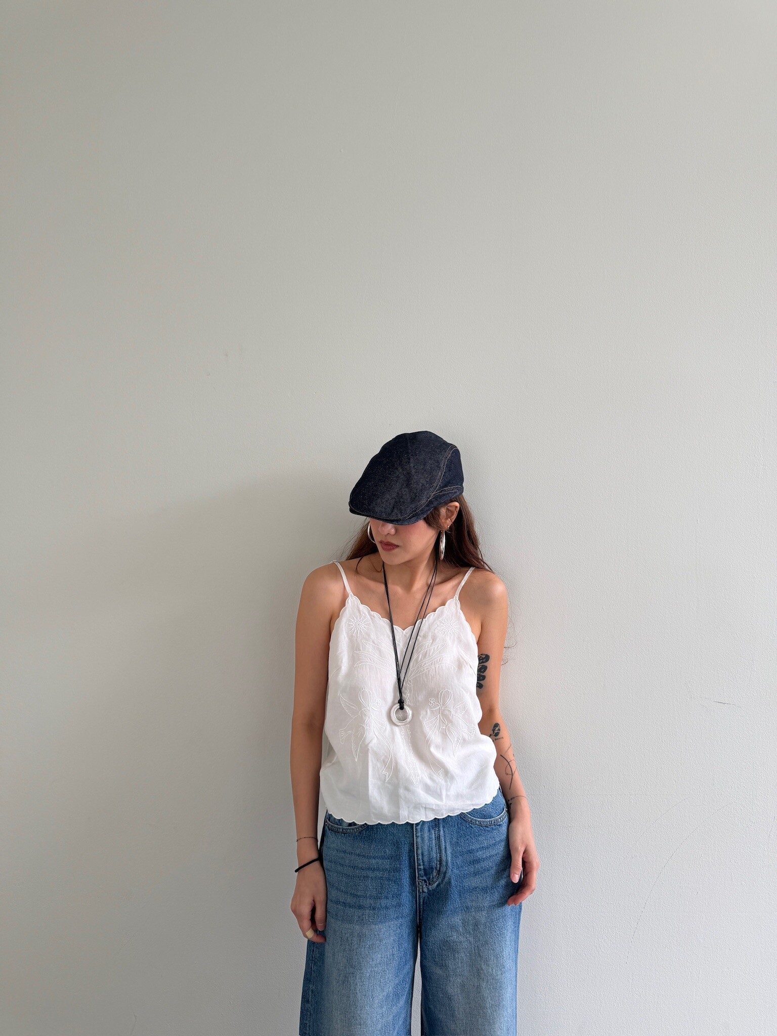 Embroidery crop vest