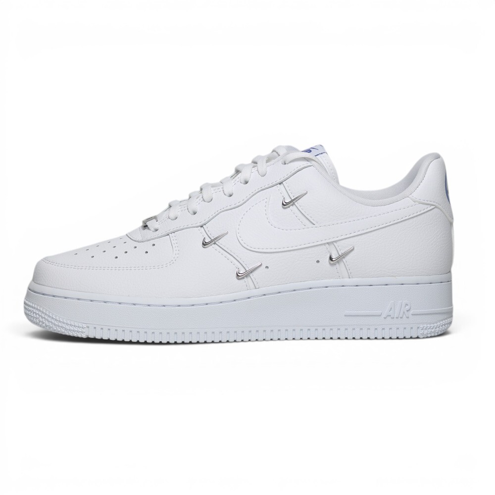 NIKE 休閒鞋 AIR FORCE 1 07 AF1 白 小銀勾 經典款 女 CT1990-100