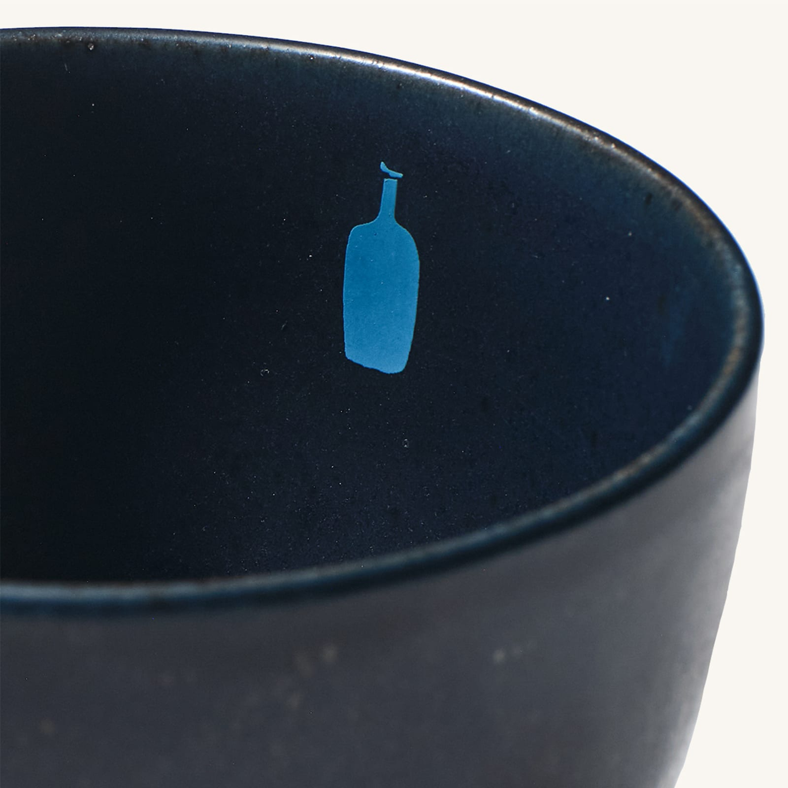 2026SS 藍瓶 咖啡 Blue Bottle Ha' Matcha Cup Set 220mL 工業設計師 Sebastian Bergne 設計 波佐見燒 陶瓷 抹茶 茶杯 咖啡 兩個一組 現貨