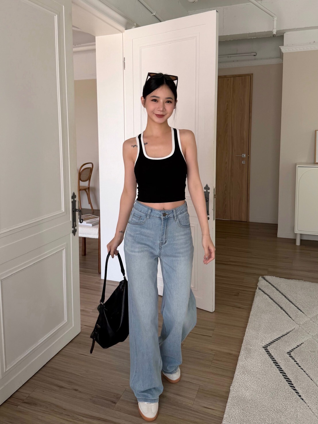 滾邊短版挖背BRATOP