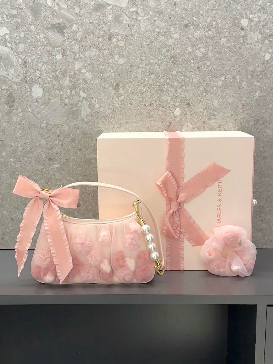 【現貨】Charles & Keith 小CK 520限定 花朵包 禮盒