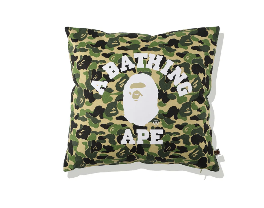 【BAPE配件】0425 發售ABC CAMO COLLEGE SQUARE CUSHION