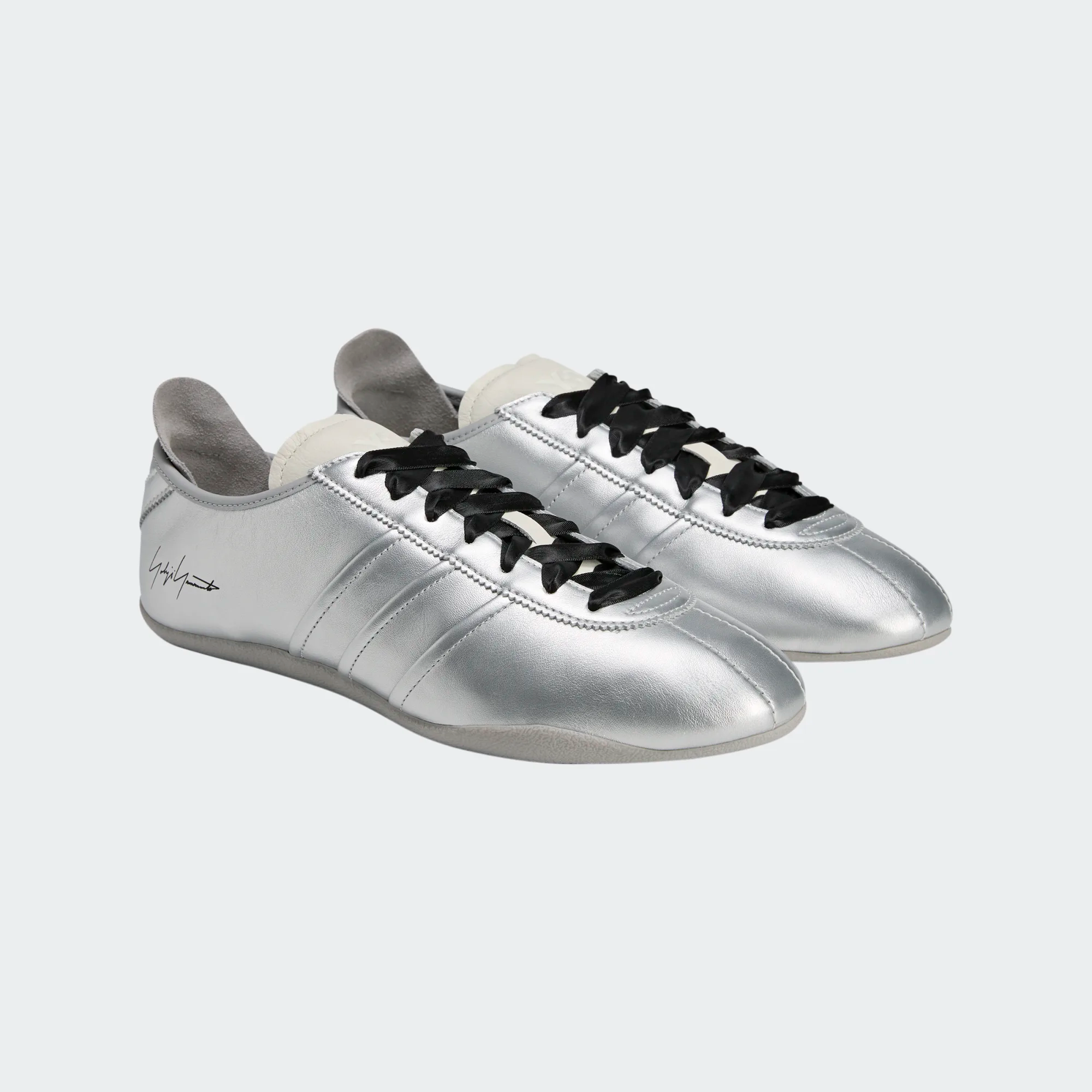 【  Y-3 TOKYO 限定鞋款 - 銀 】