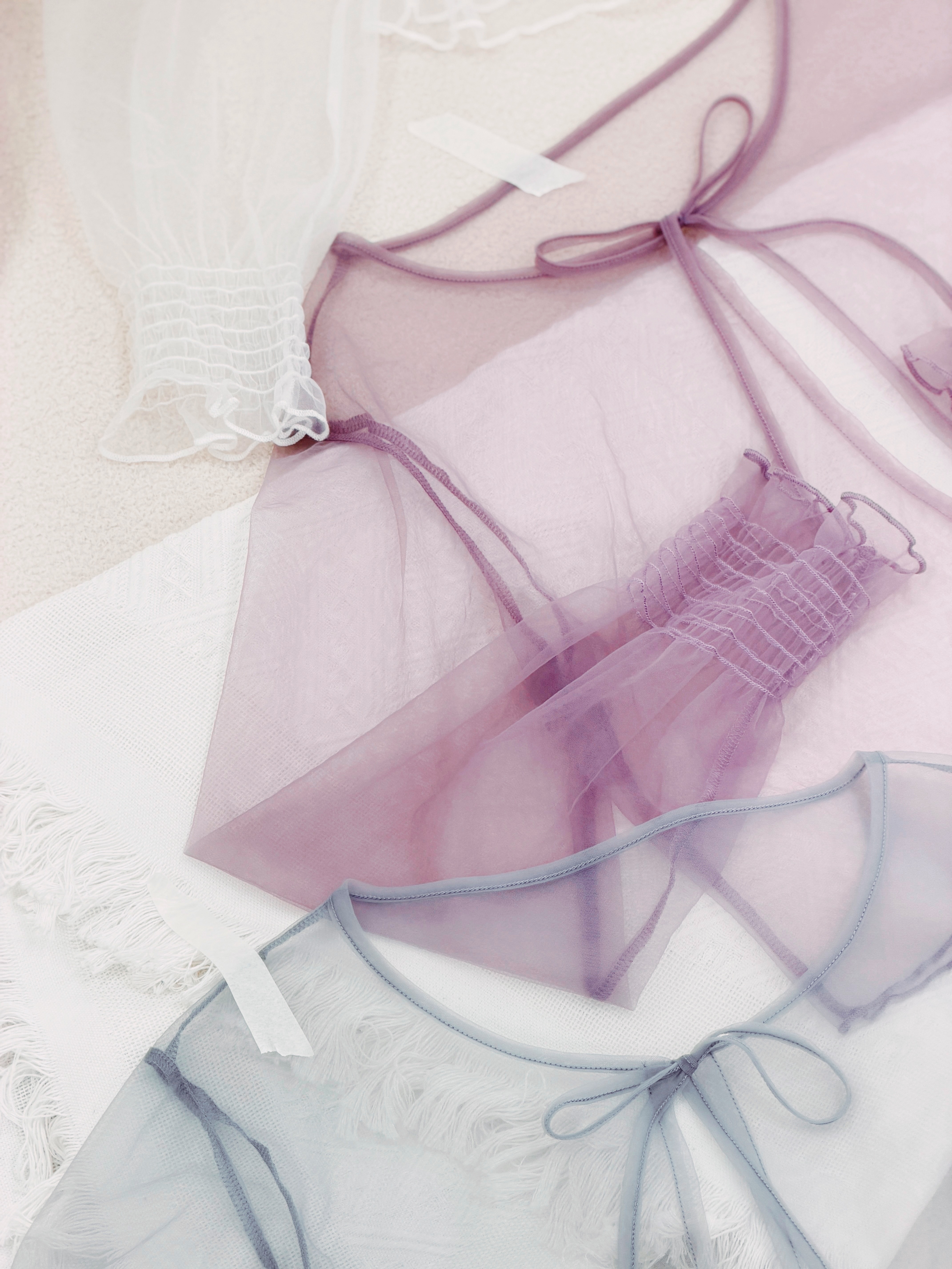 三色 / 網紗荷葉束袖外套 / Sheer Mesh Smocked Cuff Cardigan