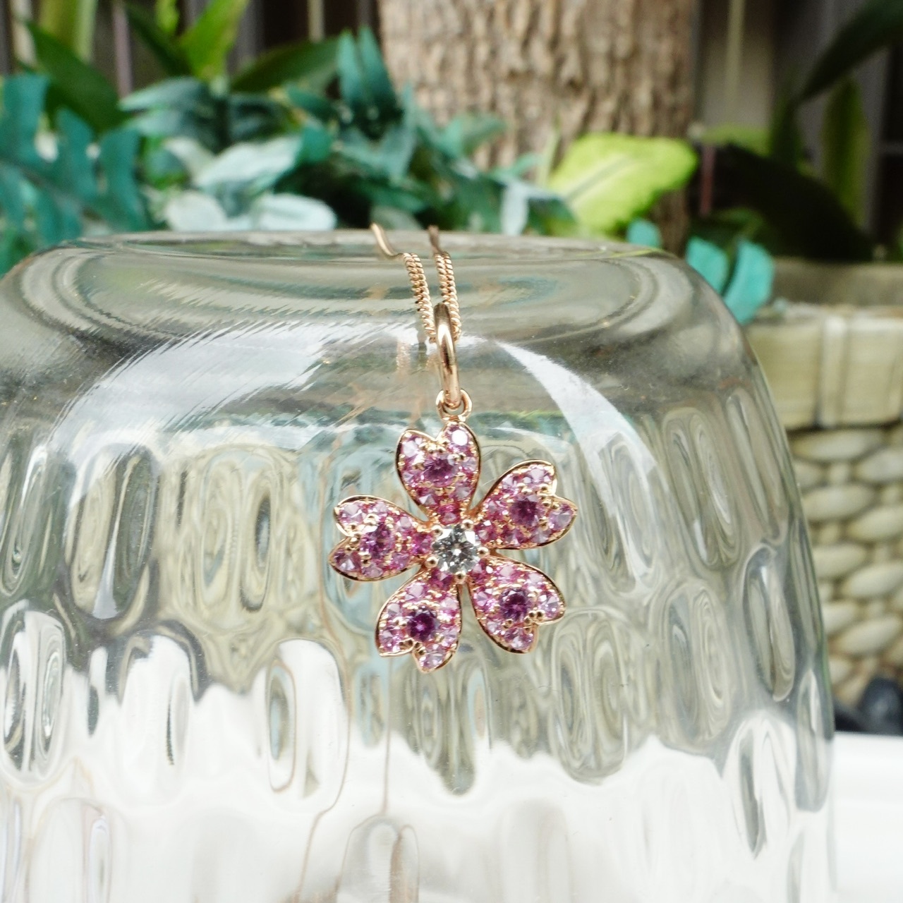 18K金粉紅藍寶石鑽石套鍊-櫻花