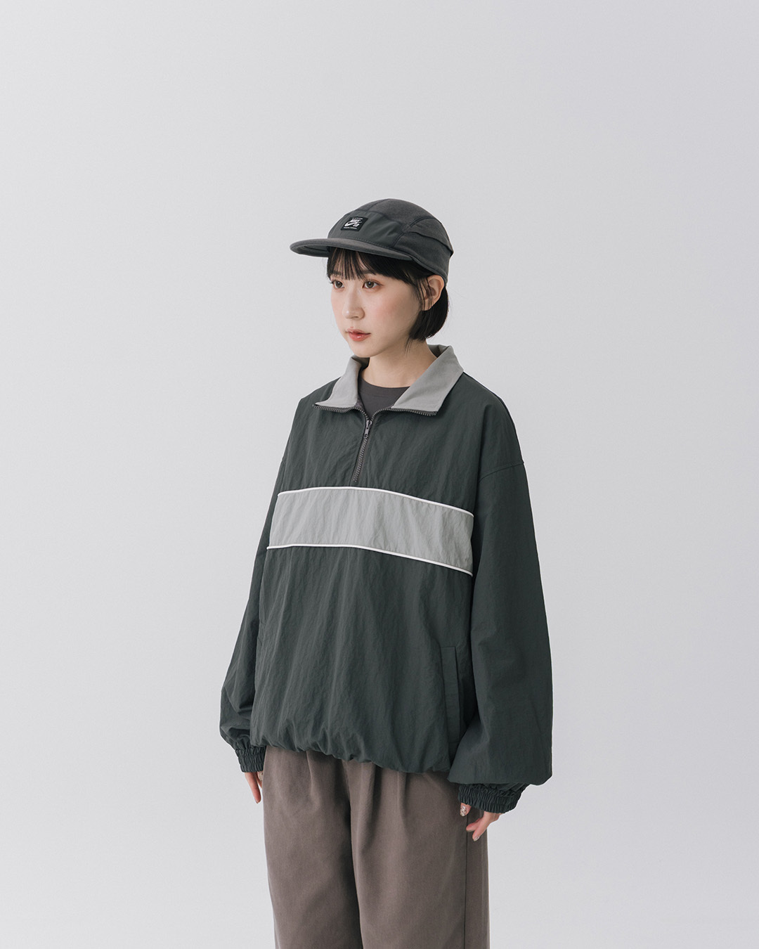 Color-blocked half-front design brushed long-sleeved top - dark gray1/2【01099350】in stock+pre-order