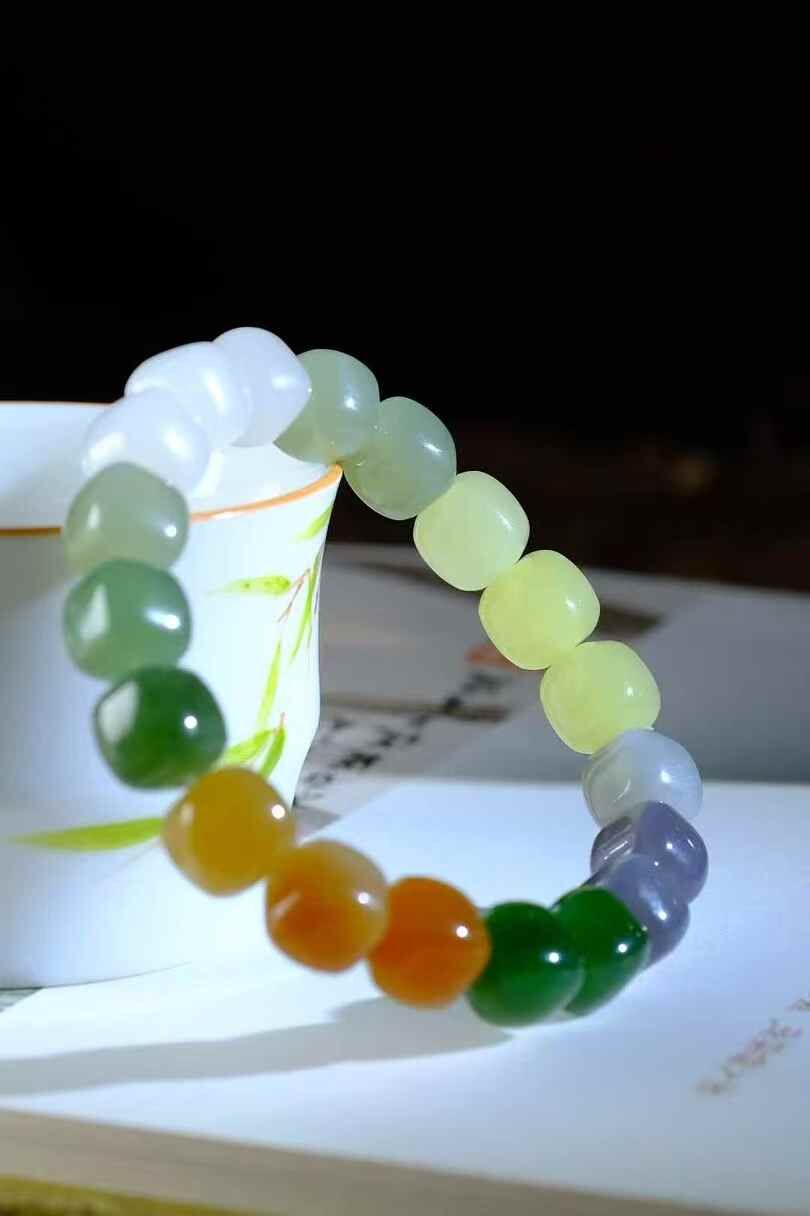 417717 和田玉手串 (10mm直徑)