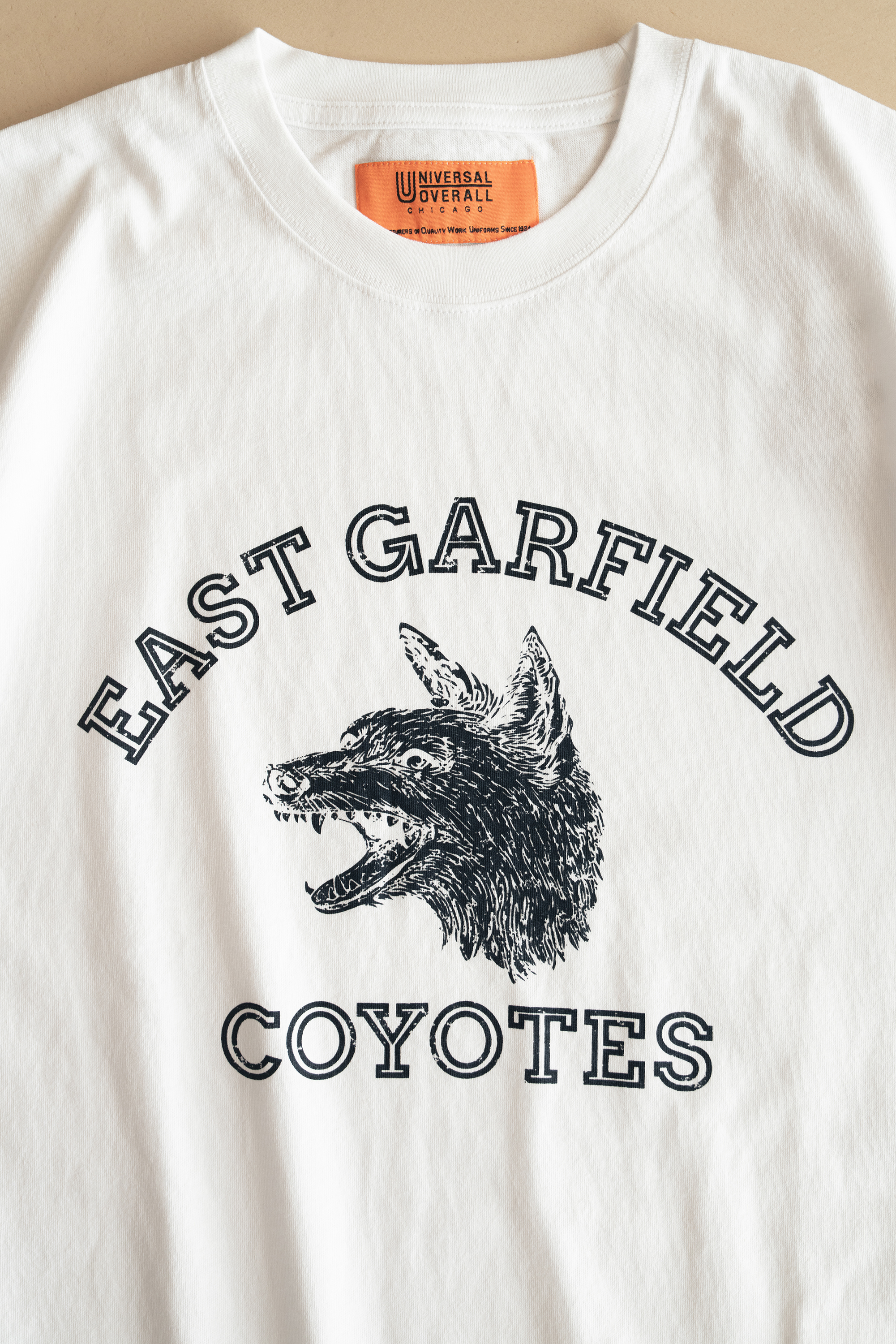 UNIVERSAL OVERALL EG COYOTE S/S TEE (2COL)
