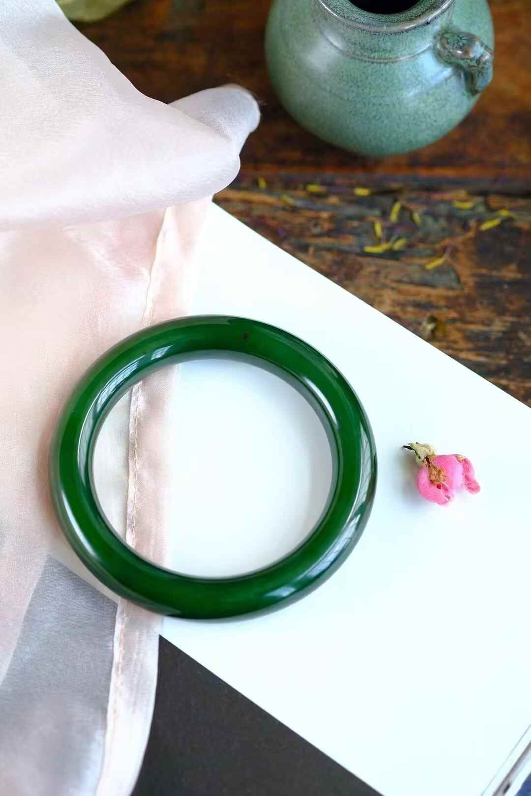 和田玉黑皮老料碧玉手鐲,天然和田玉軟玉