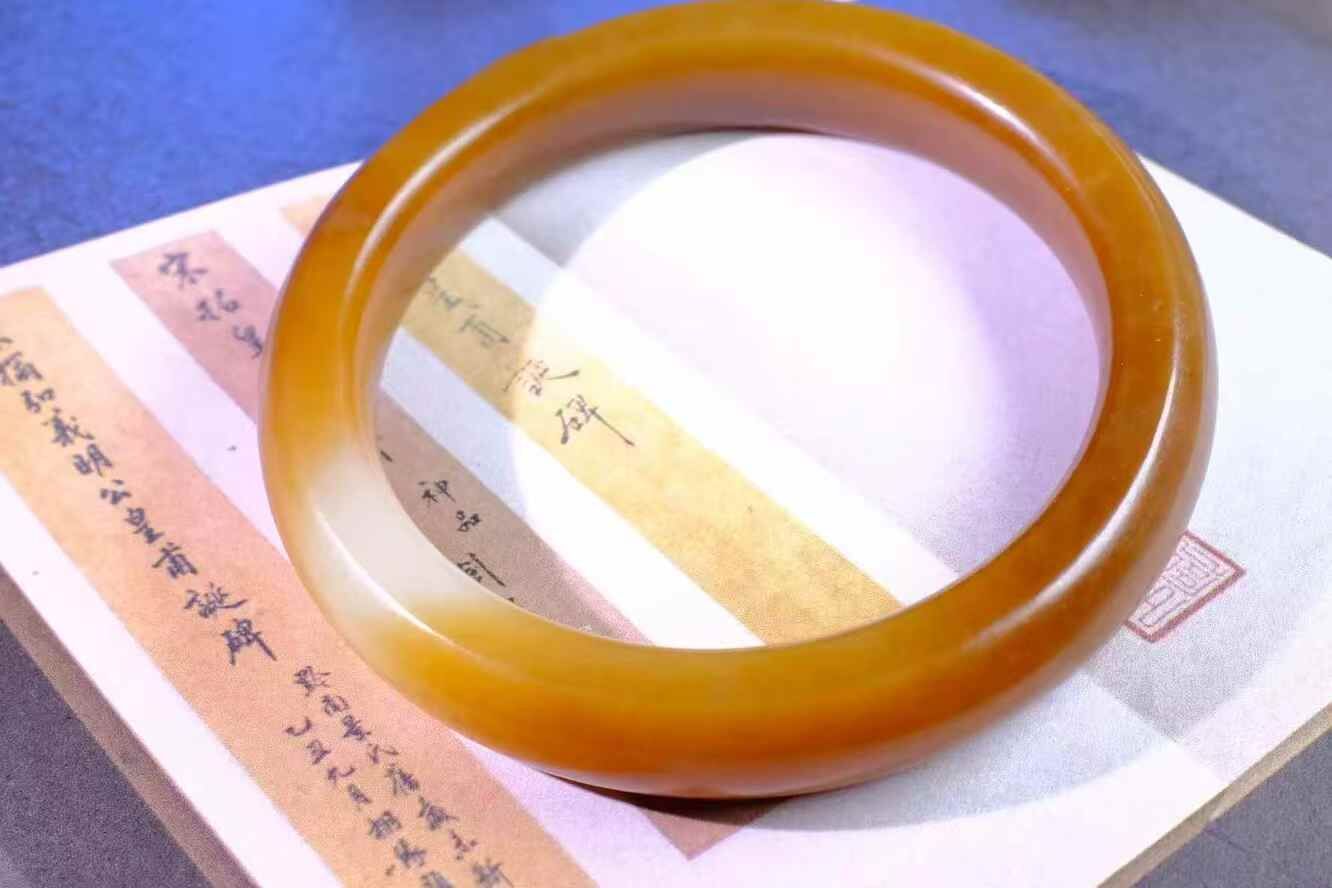 417726 55mm和田玉且末糖白手鐲 (54-56)