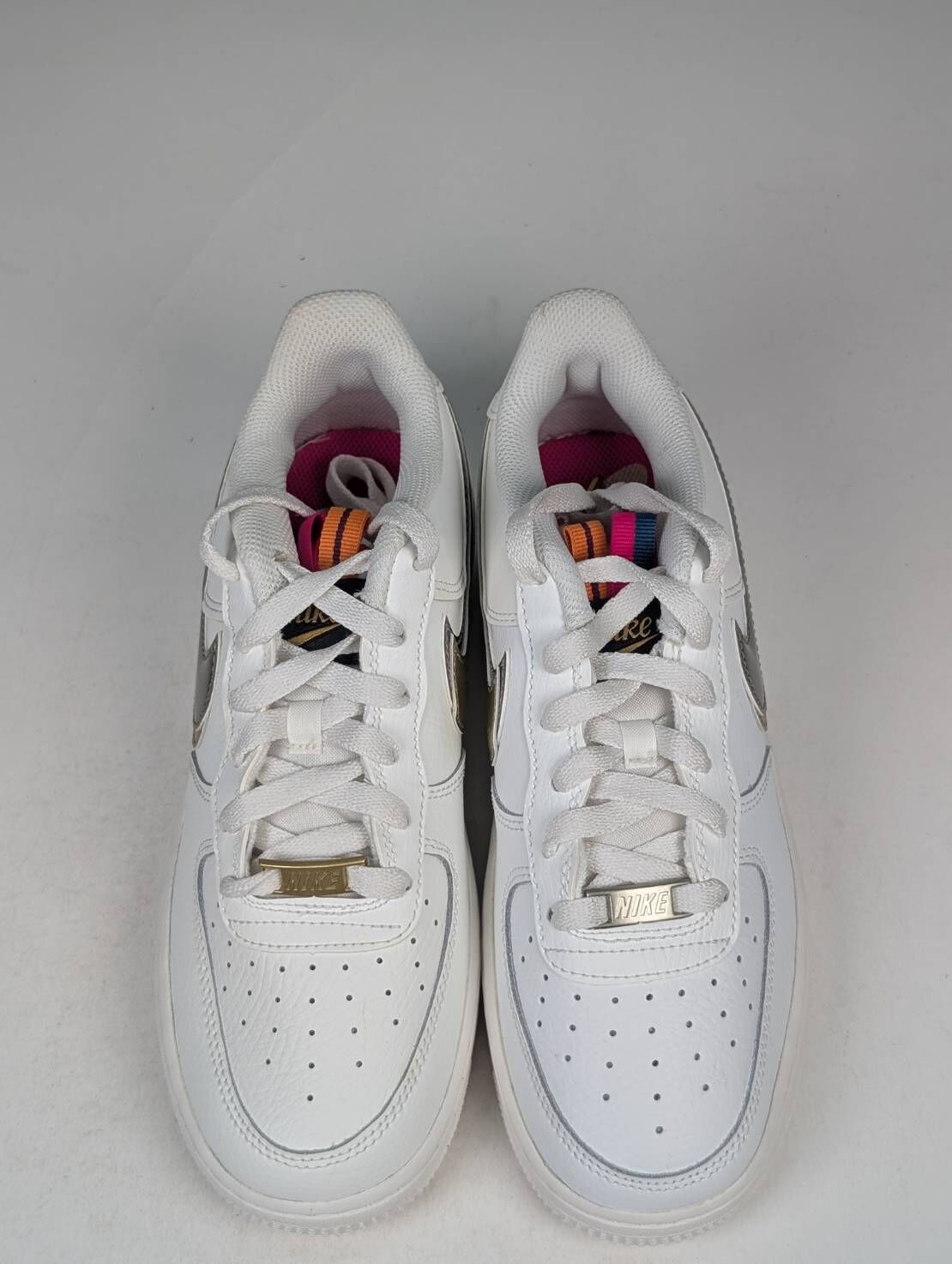 微瑕疵-左右腳中底、鞋底、鞋面色差 DH9595-001/6Y Nike Air Force 1 1s Double Up On The Pull Tabs Swooshes 雙層勾勾 米白 金 女款