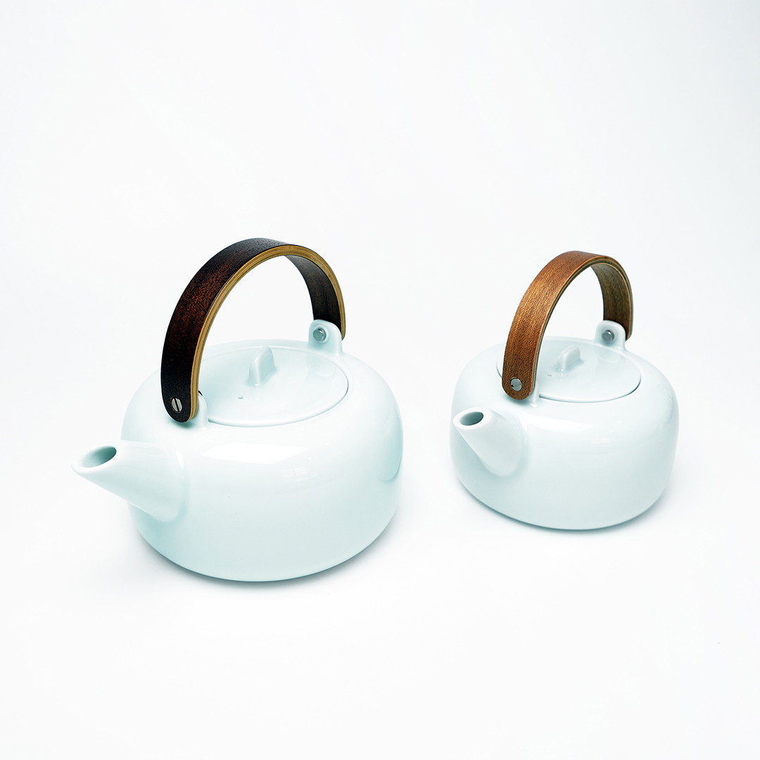 方圓壺/木把青釉