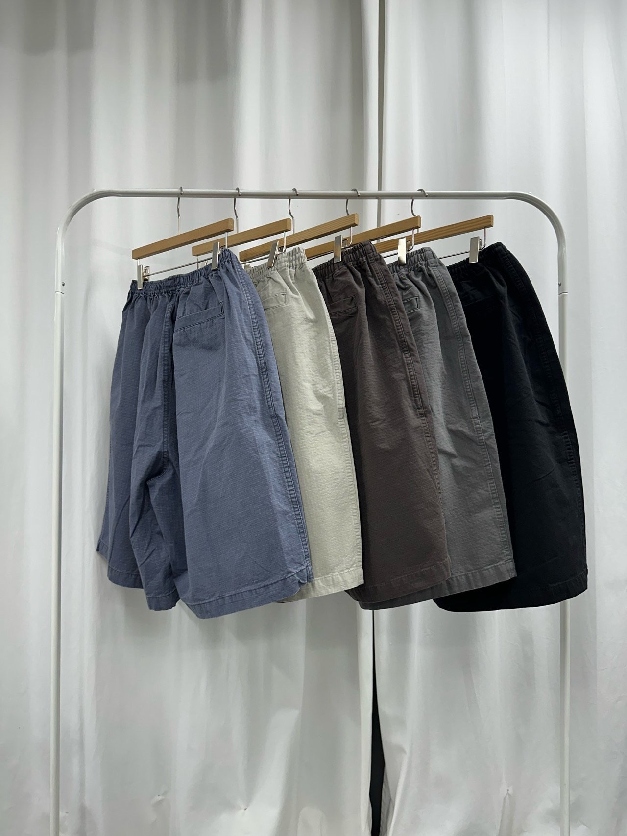 A11 低調小格車線短褲☝🏻