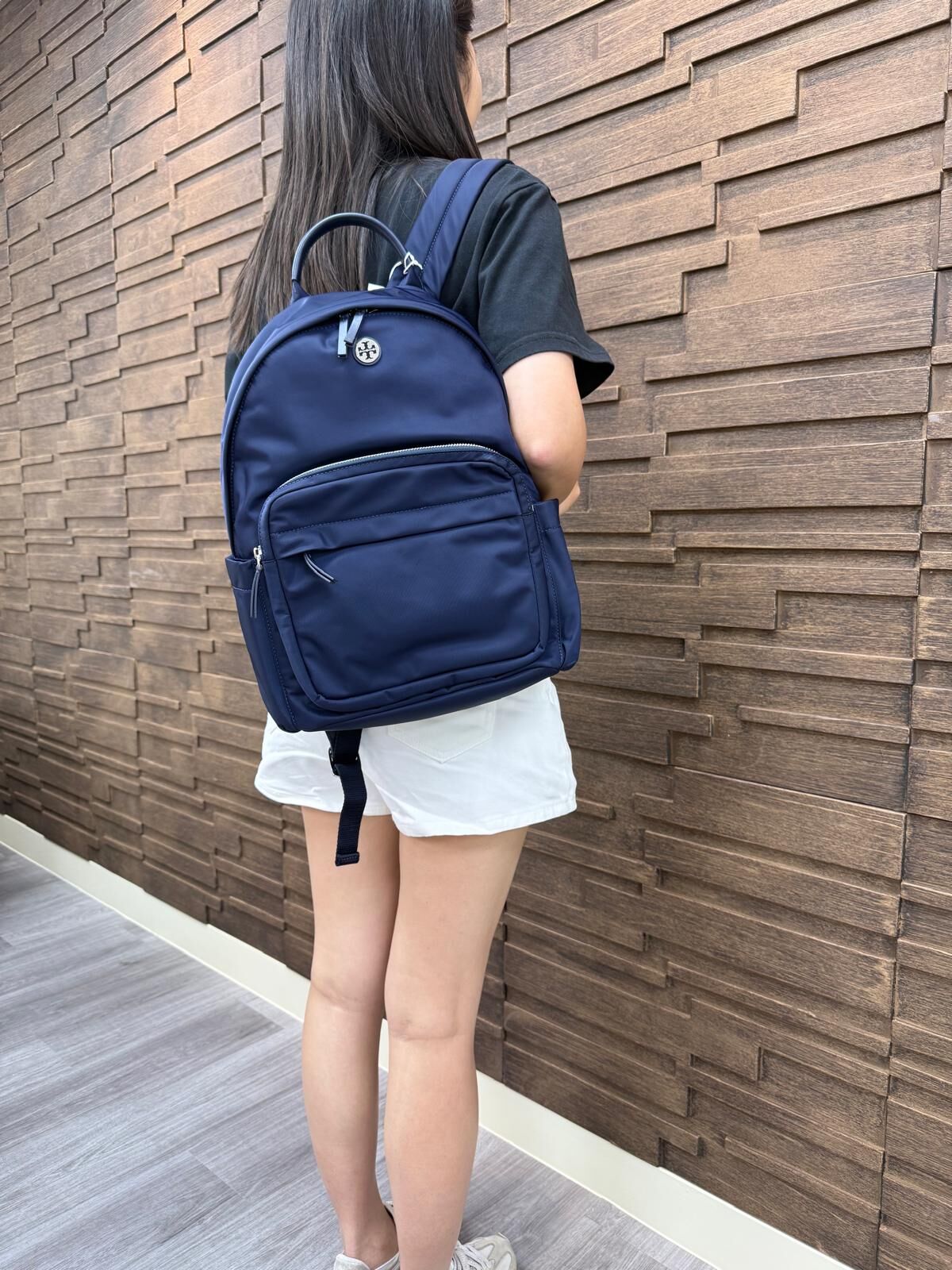 LYS01804 Tory Burch 超輕身尼龍背囊
