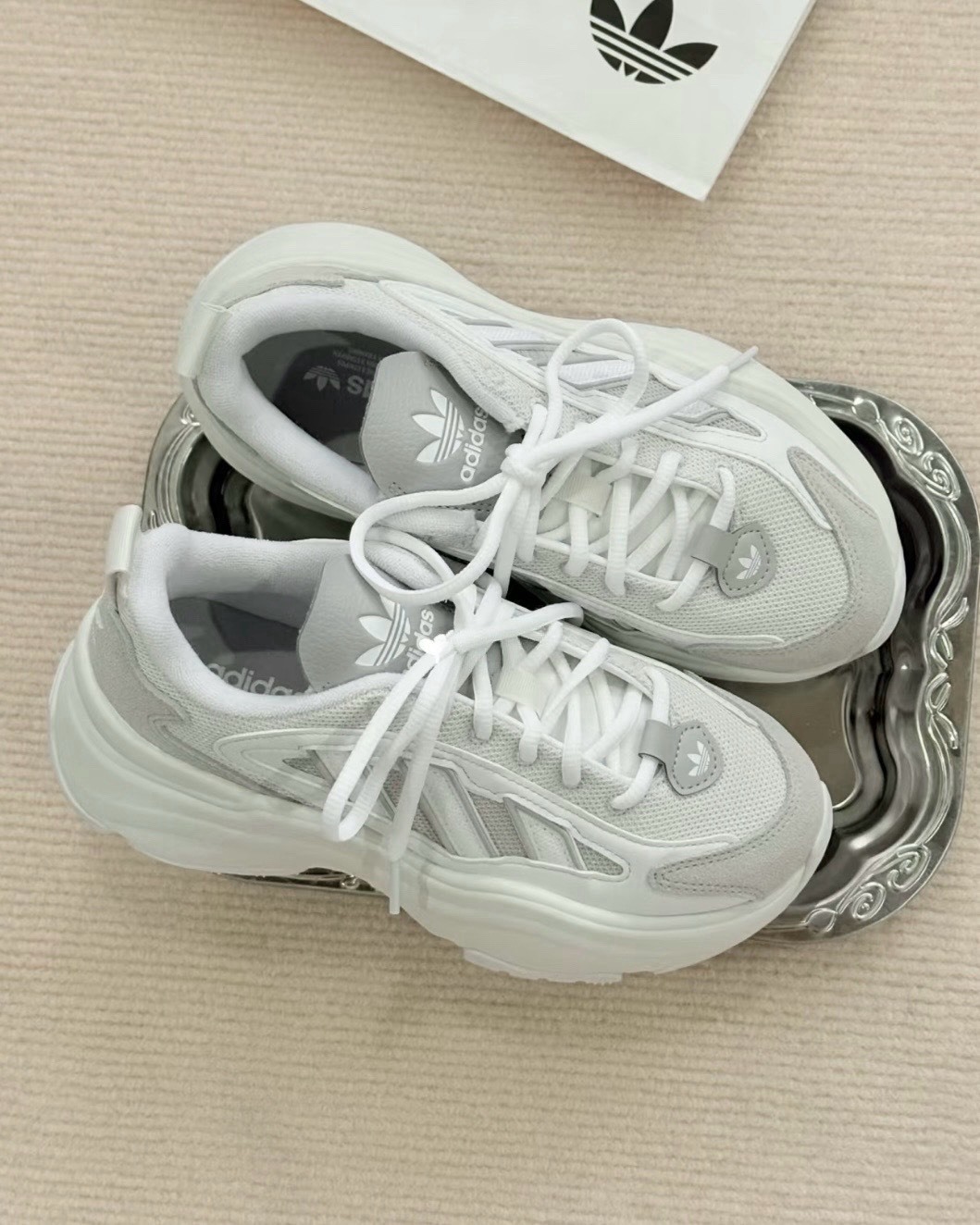 <白月光>Adidas Originals Ozgaia 厚底 增高 老爹鞋 麂皮 米灰