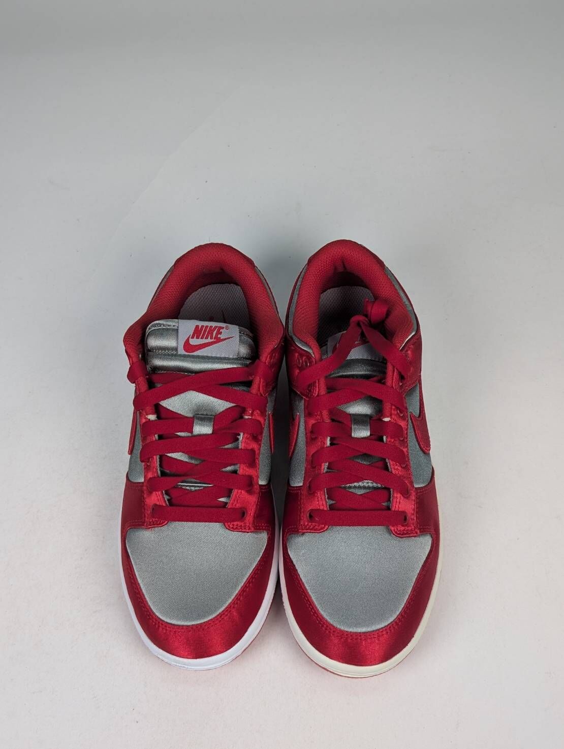 微瑕疵-鞋面殘膠&左腳中底泛黃 DX5931-001/7 Nike Dunk Low UNLV Satin (Women's)