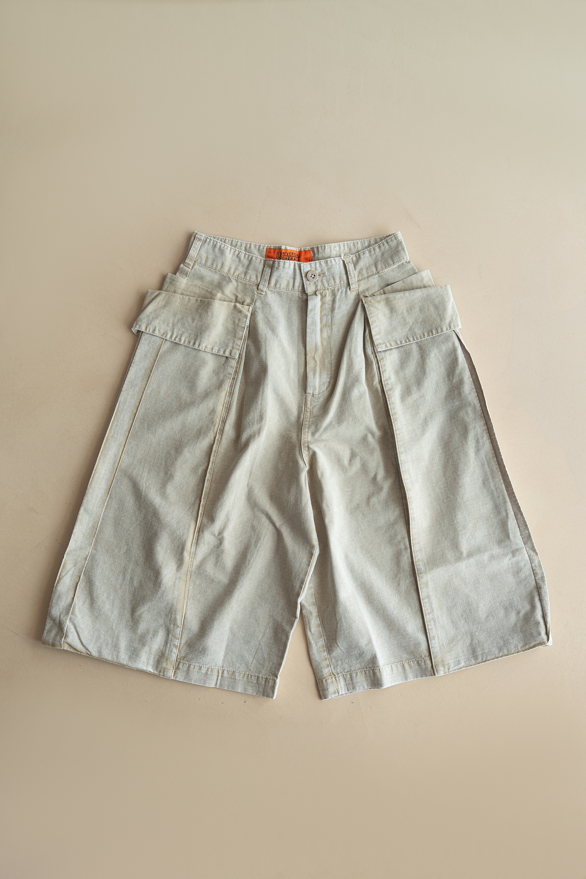 UNIVERSAL OVERALL DOUBLE POCKET CARGO SHORT GARMENT DYE (3COL)