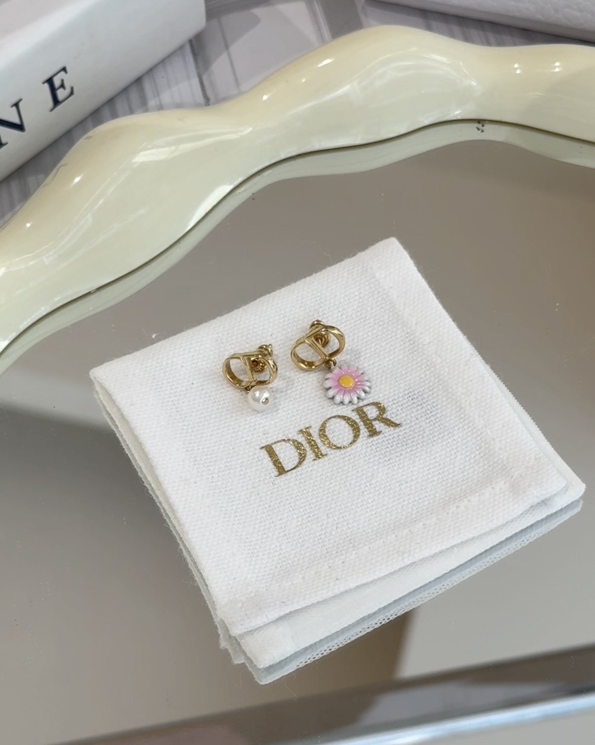 DIOR｜GARDEN 花園珍珠耳環