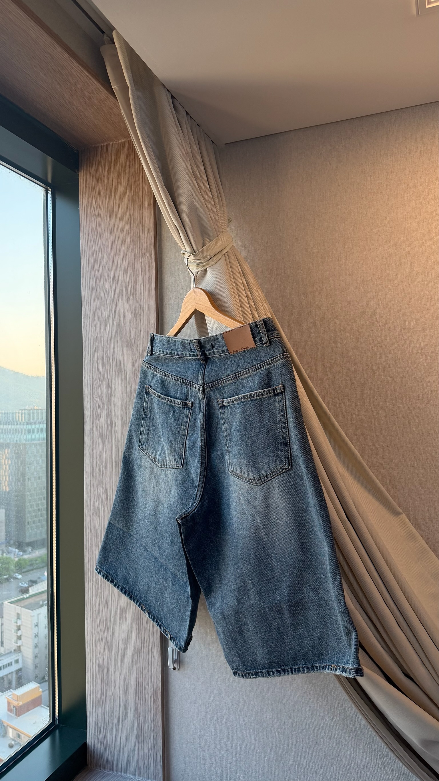 A22 完美版型牛仔短褲