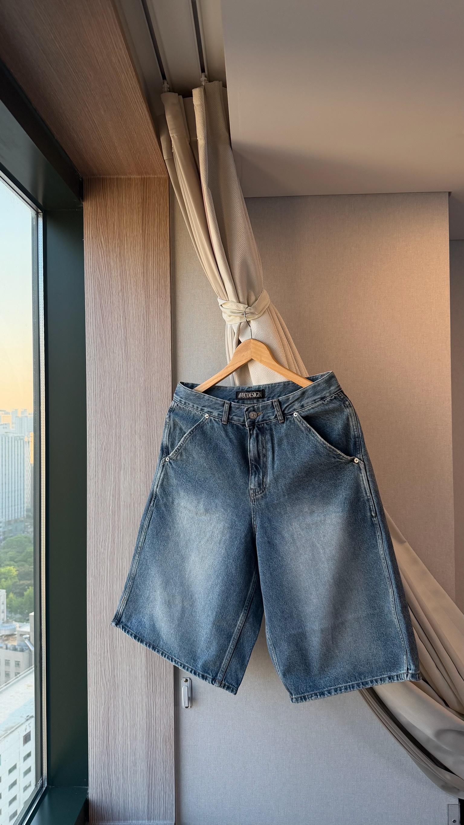 A22 完美版型牛仔短褲