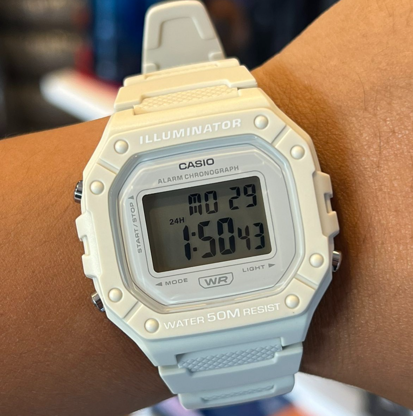 Casio W-218HC-8A
