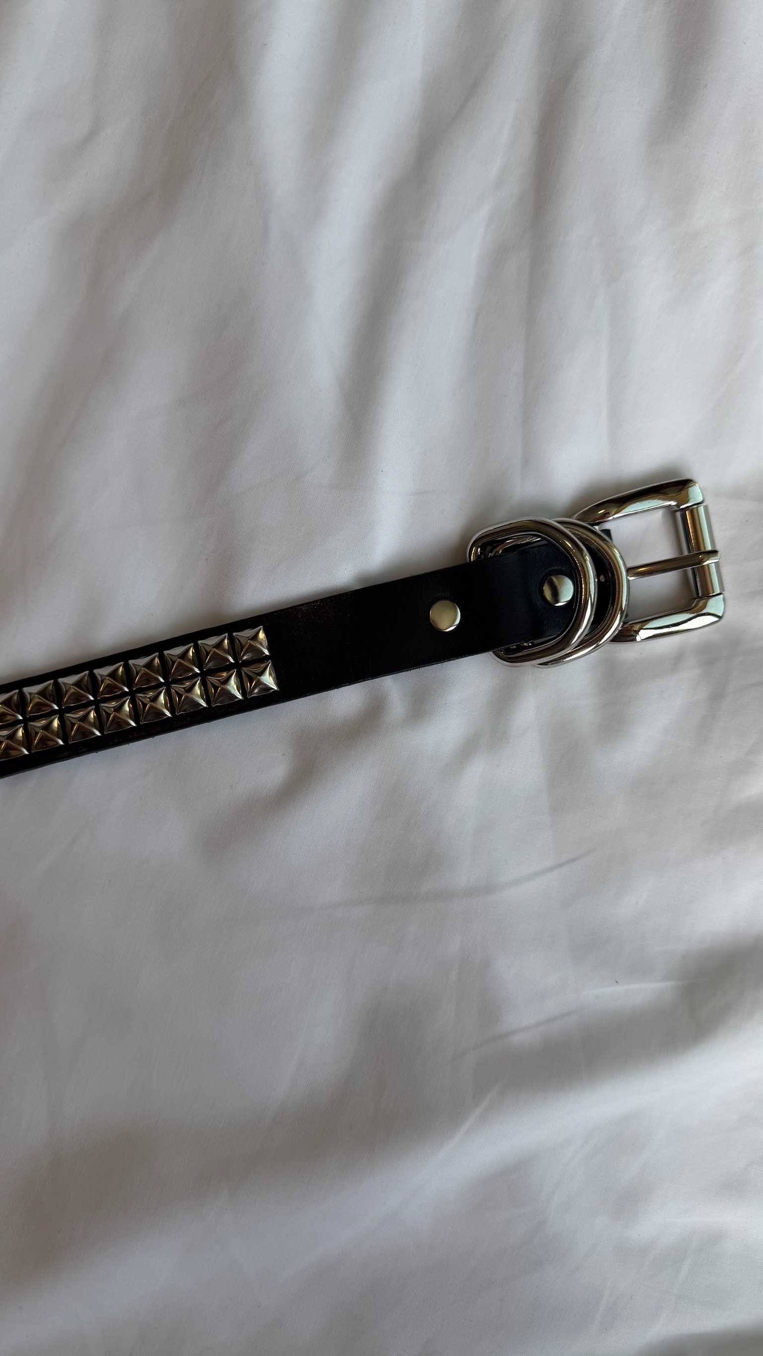 A23 牛皮卯釘皮帶