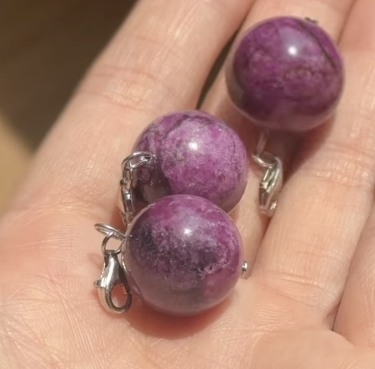 [原石] 亞特蘭提斯石 / 碳鎂鉻石 小球項鏈吊墜