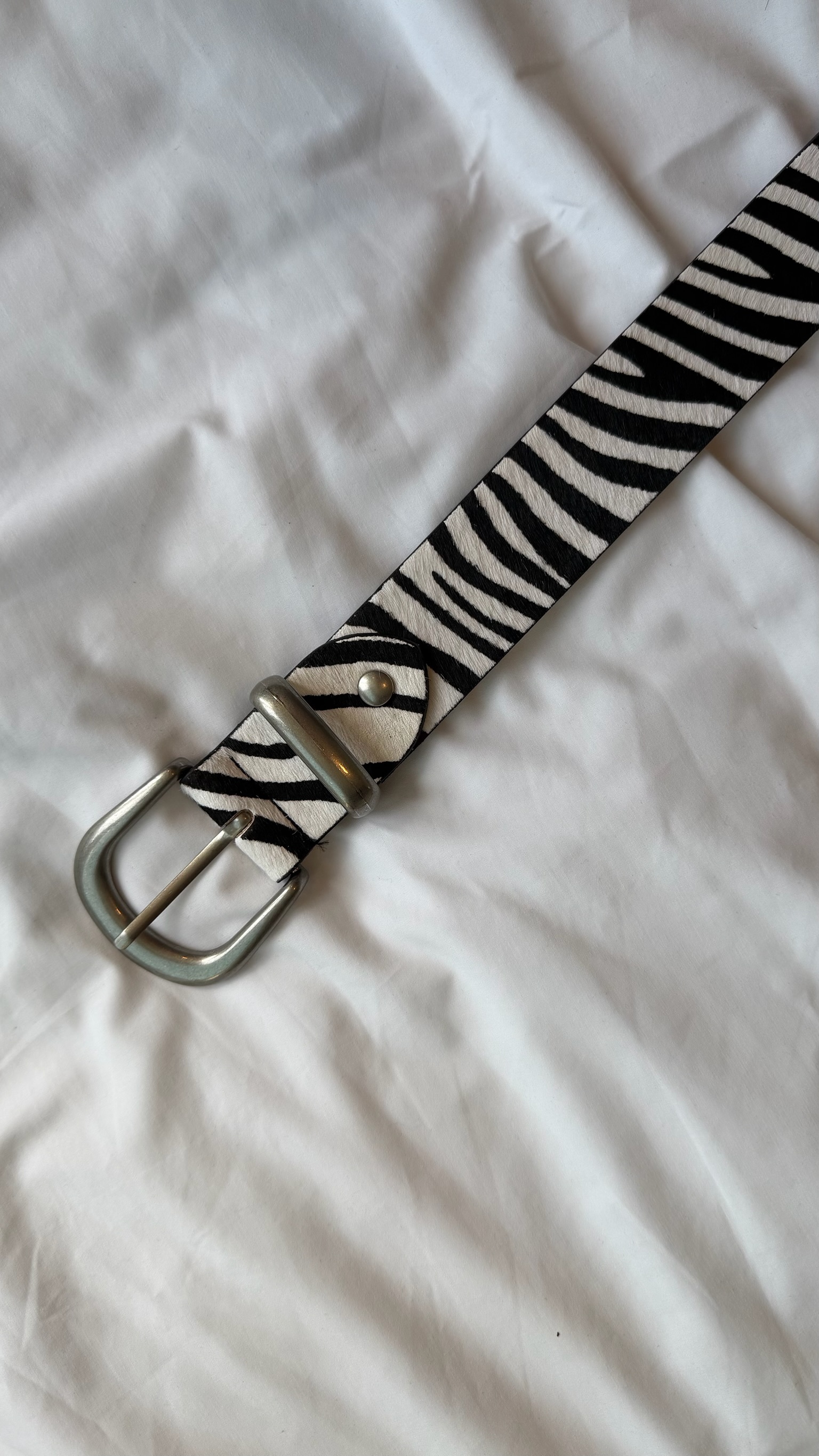 A24 斑馬毛料寬面皮帶