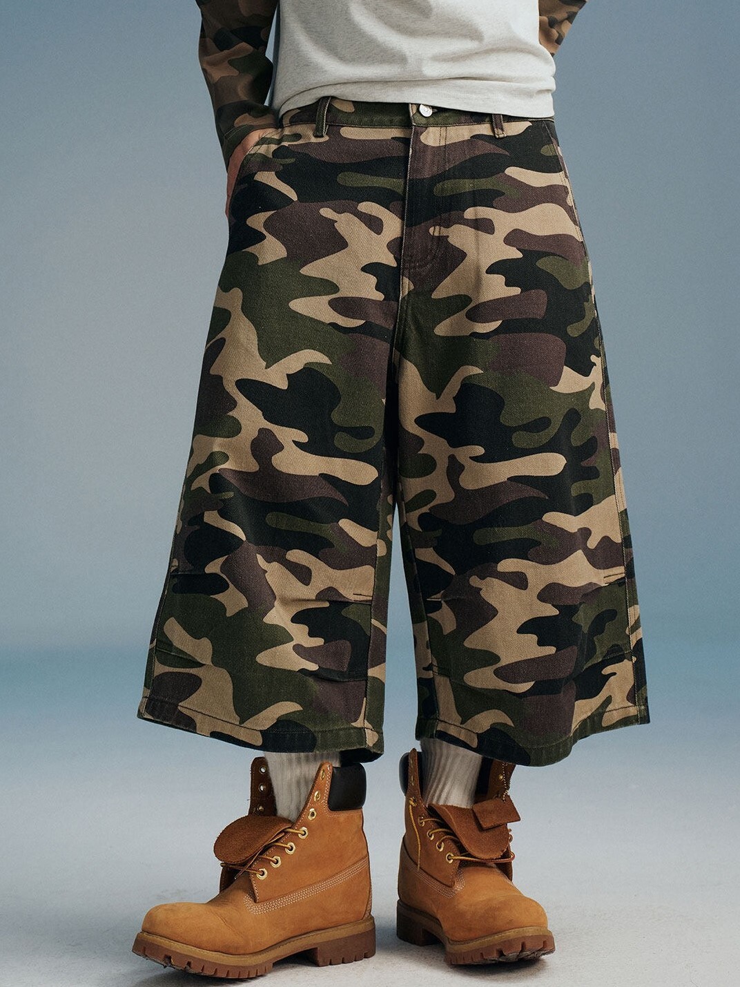 MEDM 動物花紋貼布Logo 休閒寬鬆 七分棉褲